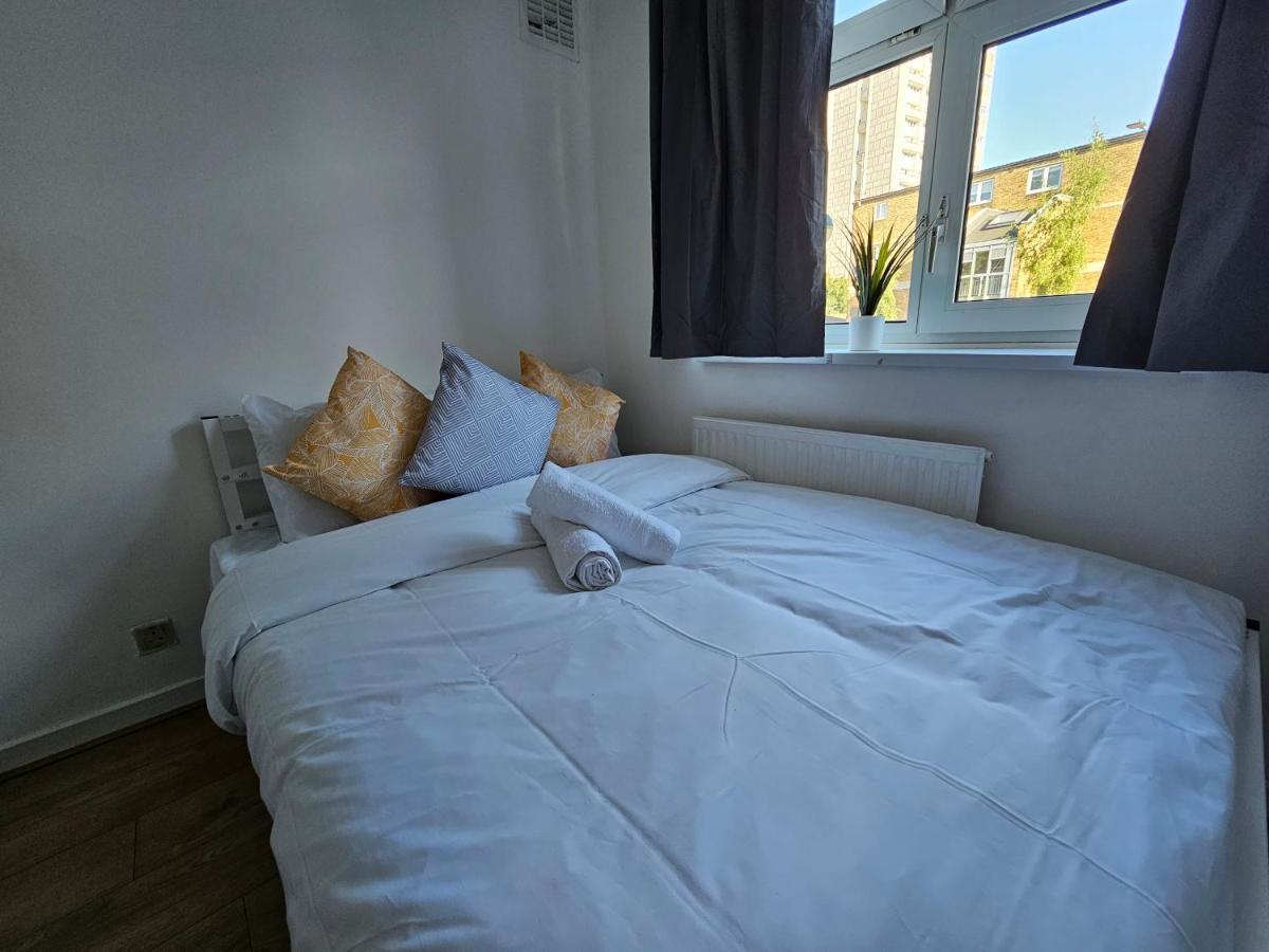 Towerhill Rooms Londra Esterno foto