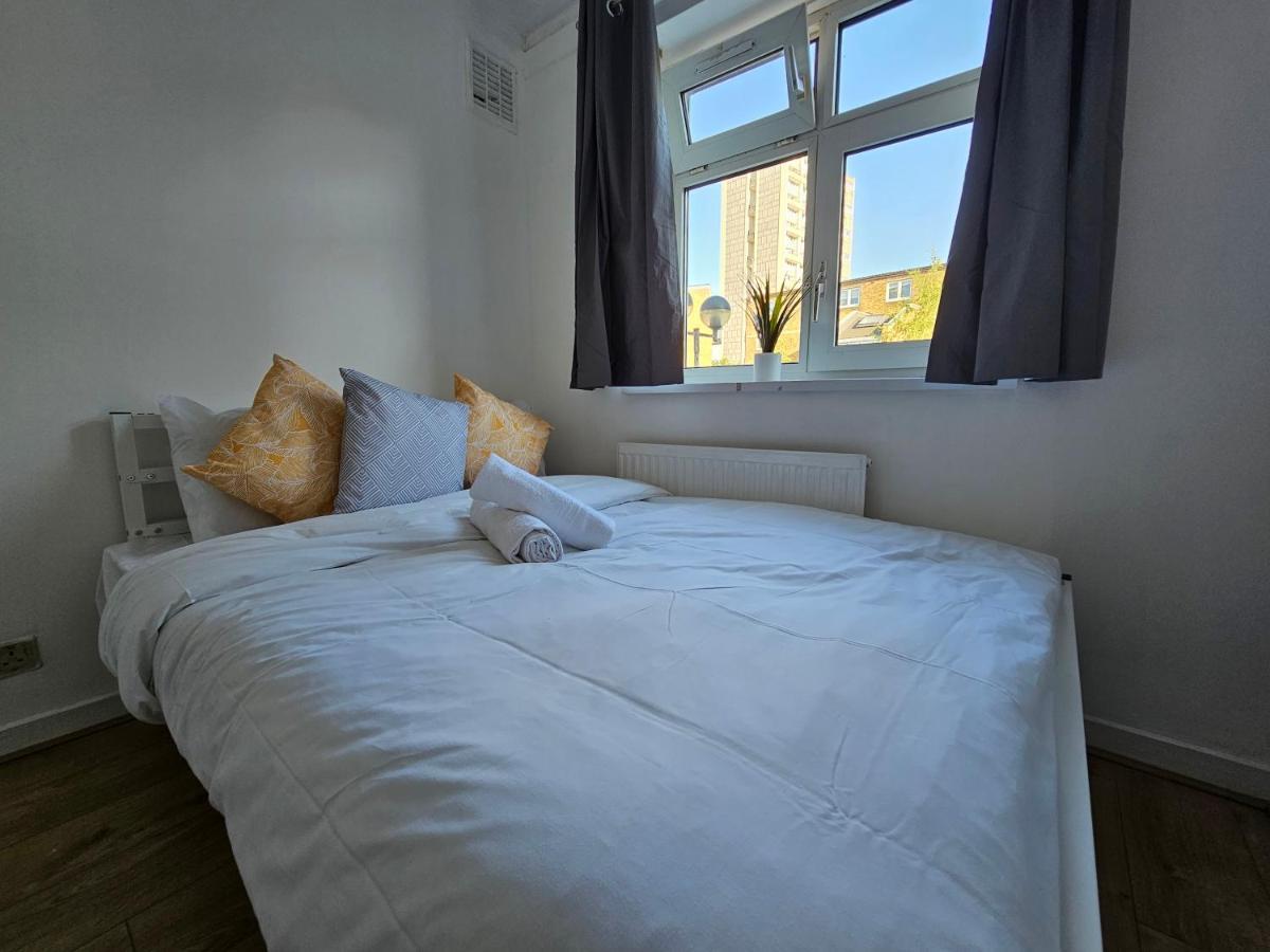 Towerhill Rooms Londra Esterno foto
