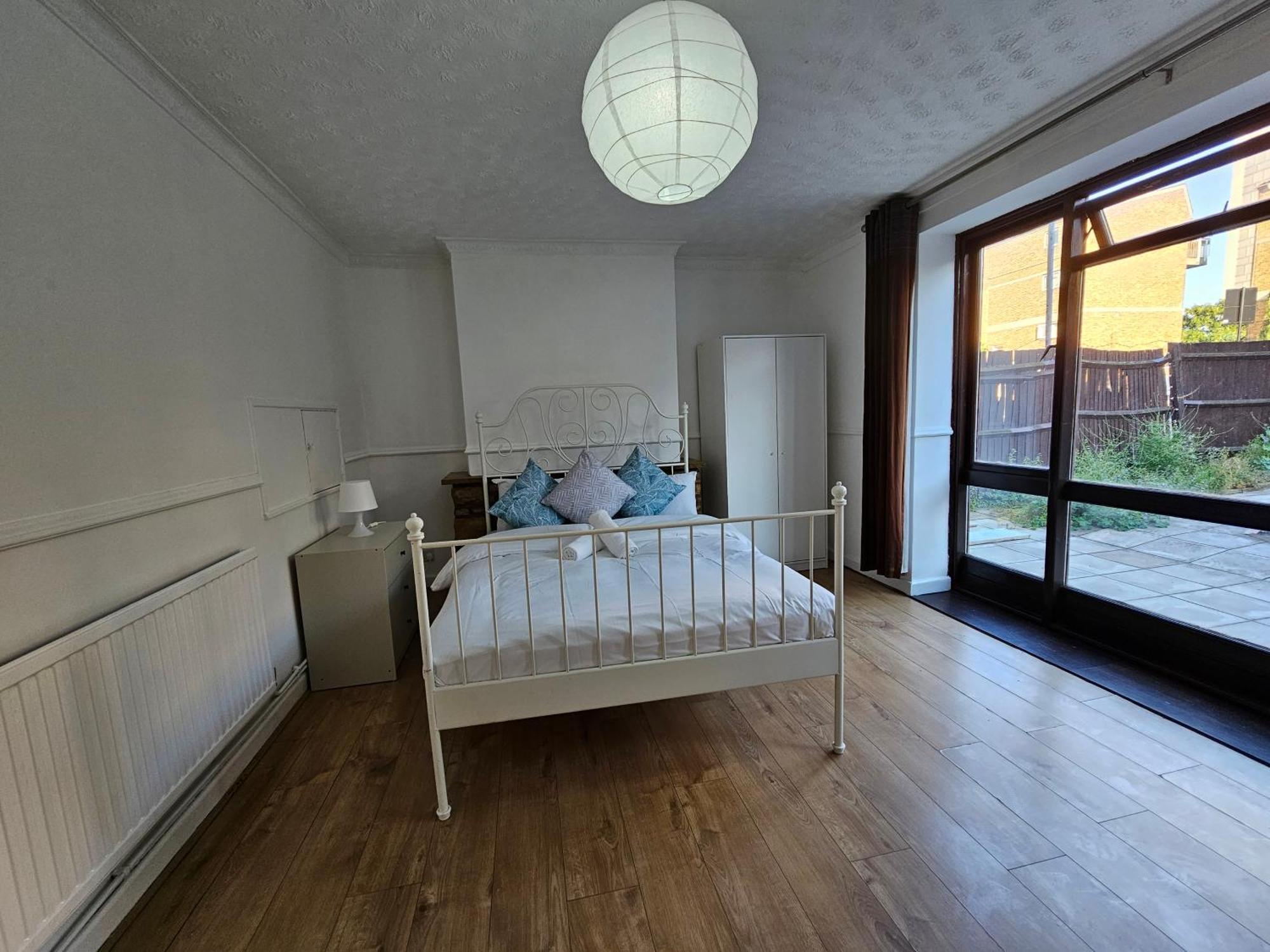 Towerhill Rooms Londra Esterno foto