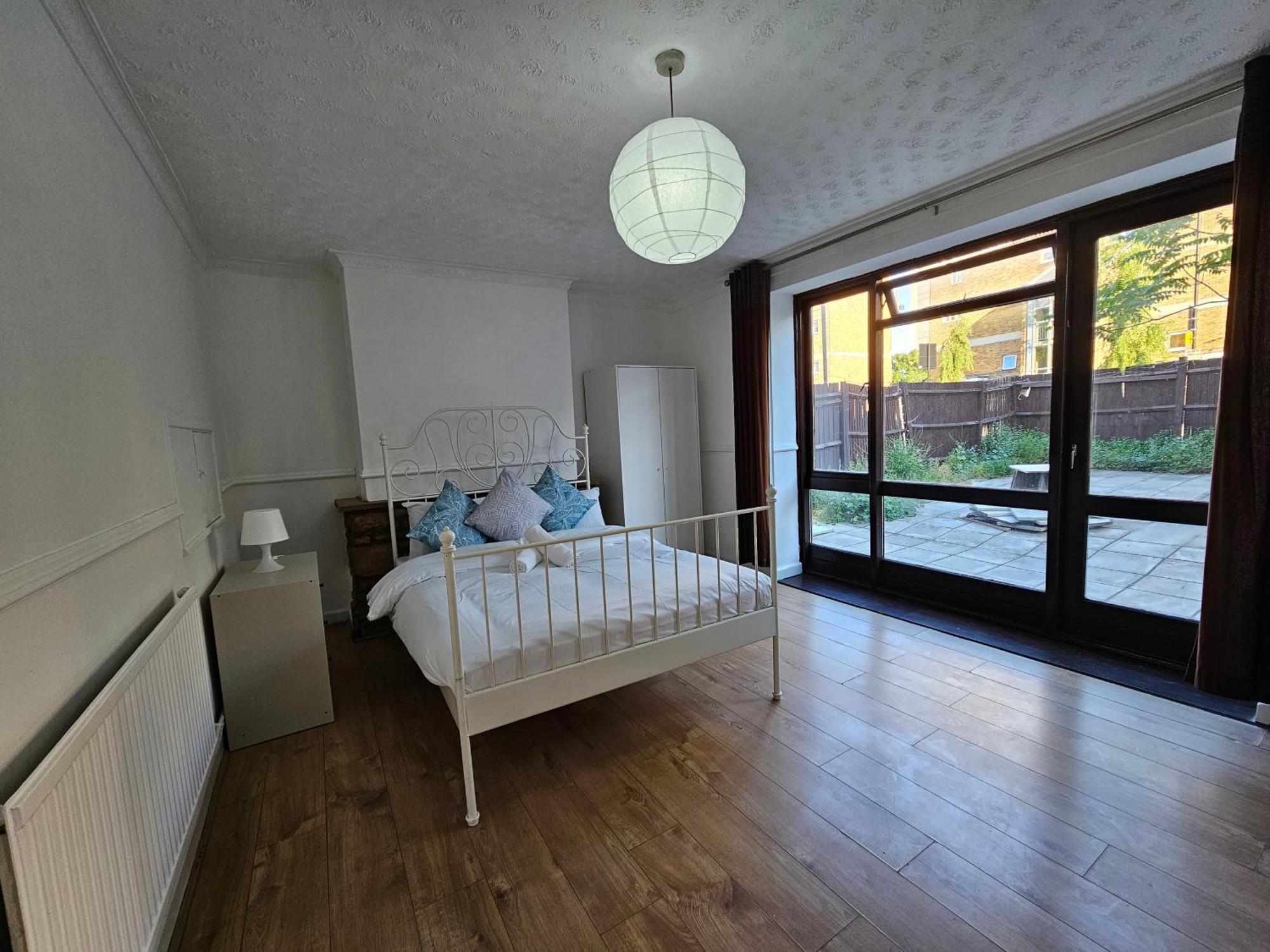 Towerhill Rooms Londra Esterno foto